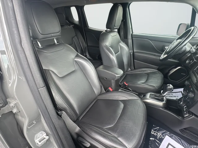 Used 2020 Gray Jeep Limited image 26