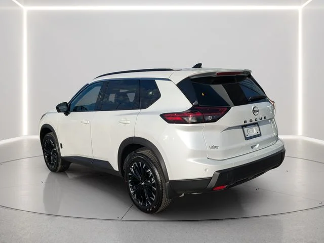 New 2026 Everest White Pearl TriCoat Nissan Dark Armor™ image 4