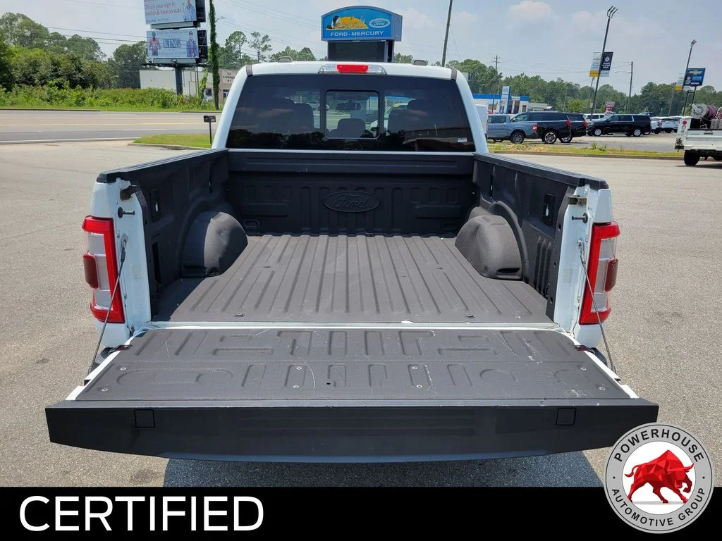Used 2023 White Ford Lariat image 13