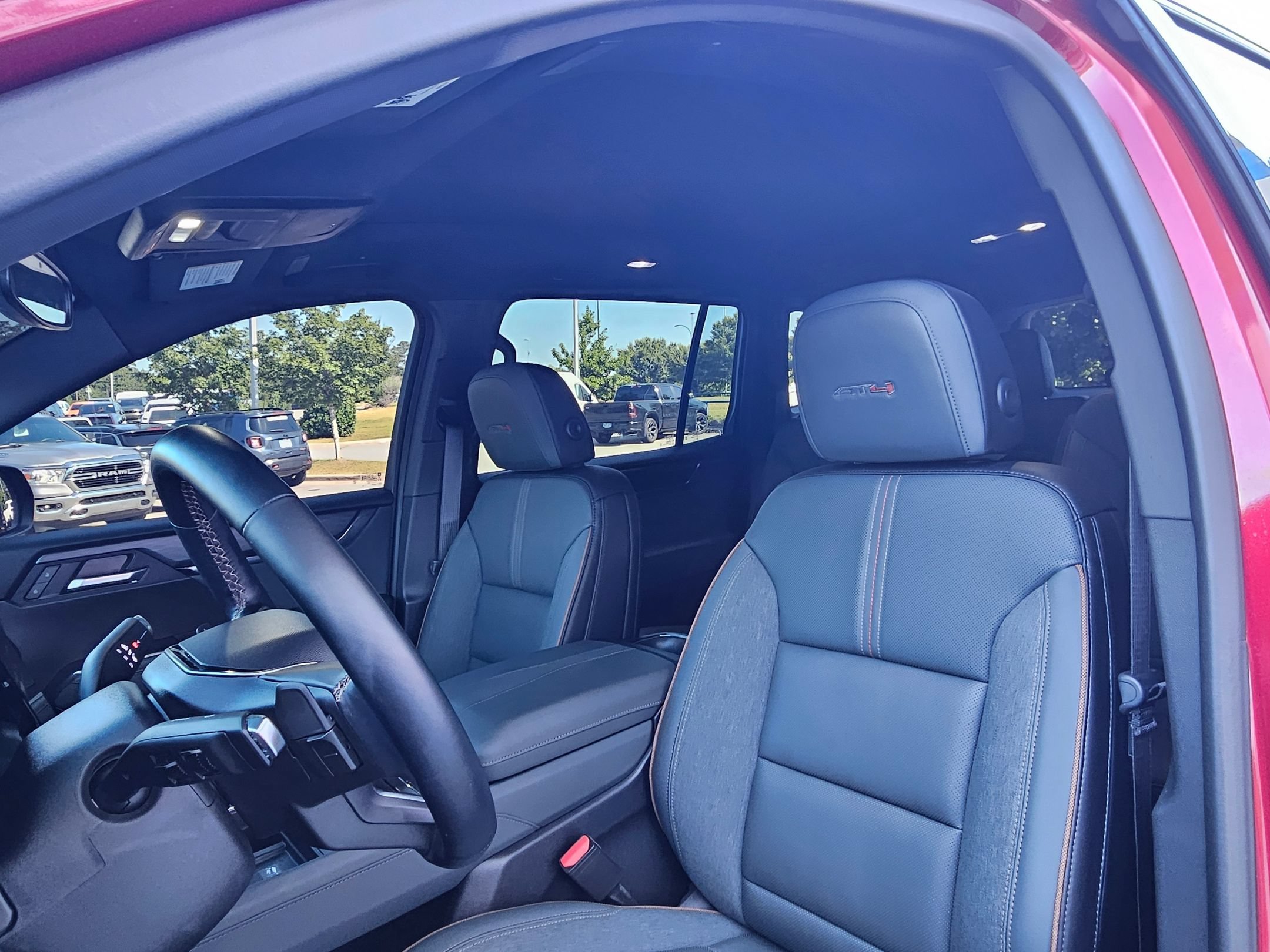 2024 GMC Acadia AT4 - Photo 21