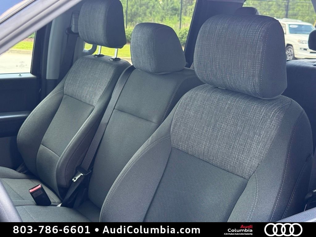 Used 2023  Ford XLT image 17