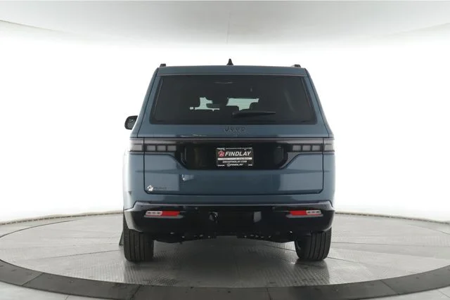 New 2026 Steel Blue Exterior Paint Jeep Limited Reserve image 11