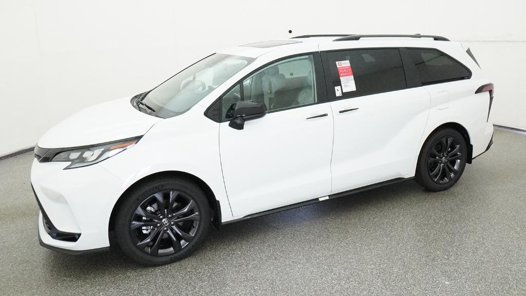 New 2026 Ice Cap Toyota XSE image 10