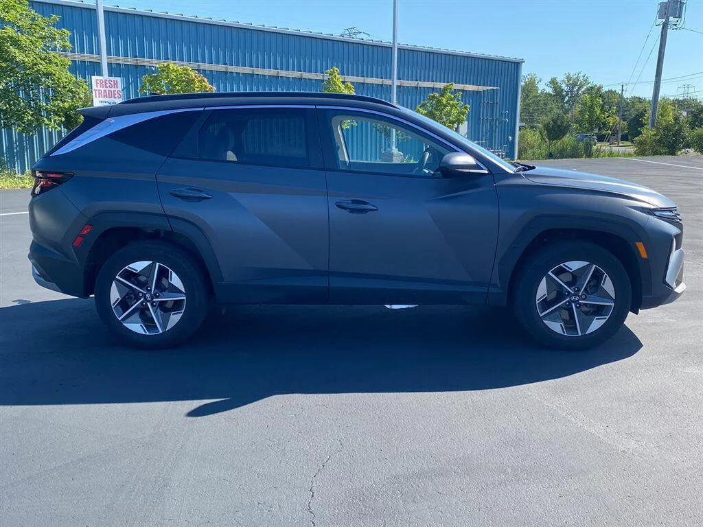 Used 2025 Ecotronic Gray Matte Hyundai SEL image 12