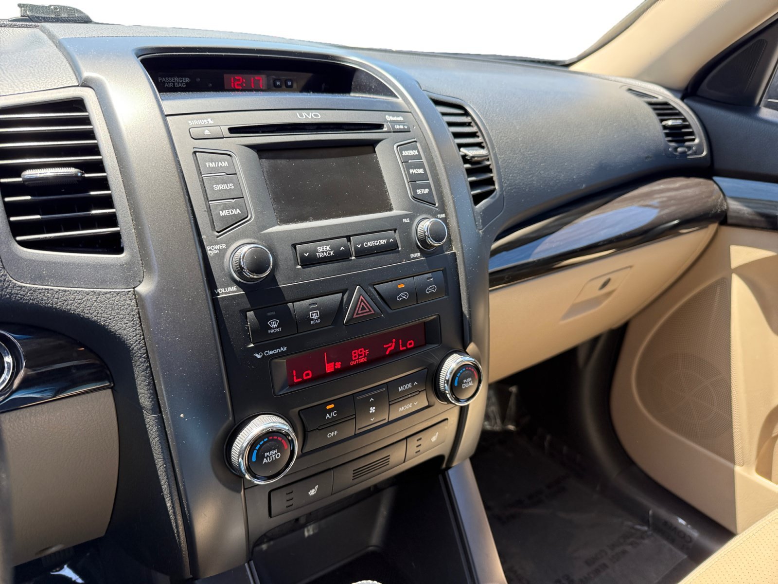 Used 2013 Ebony Black Kia EX image 12
