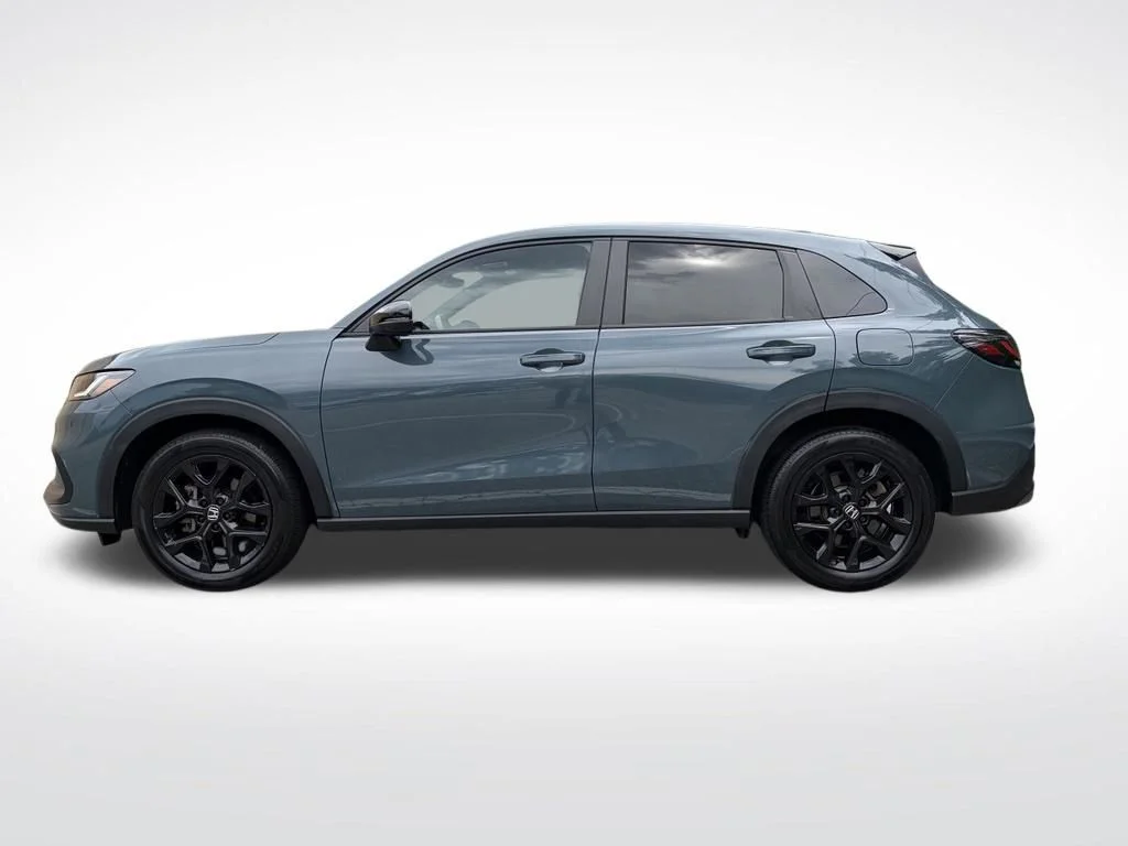 Used 2023 Green Honda Sport image 4