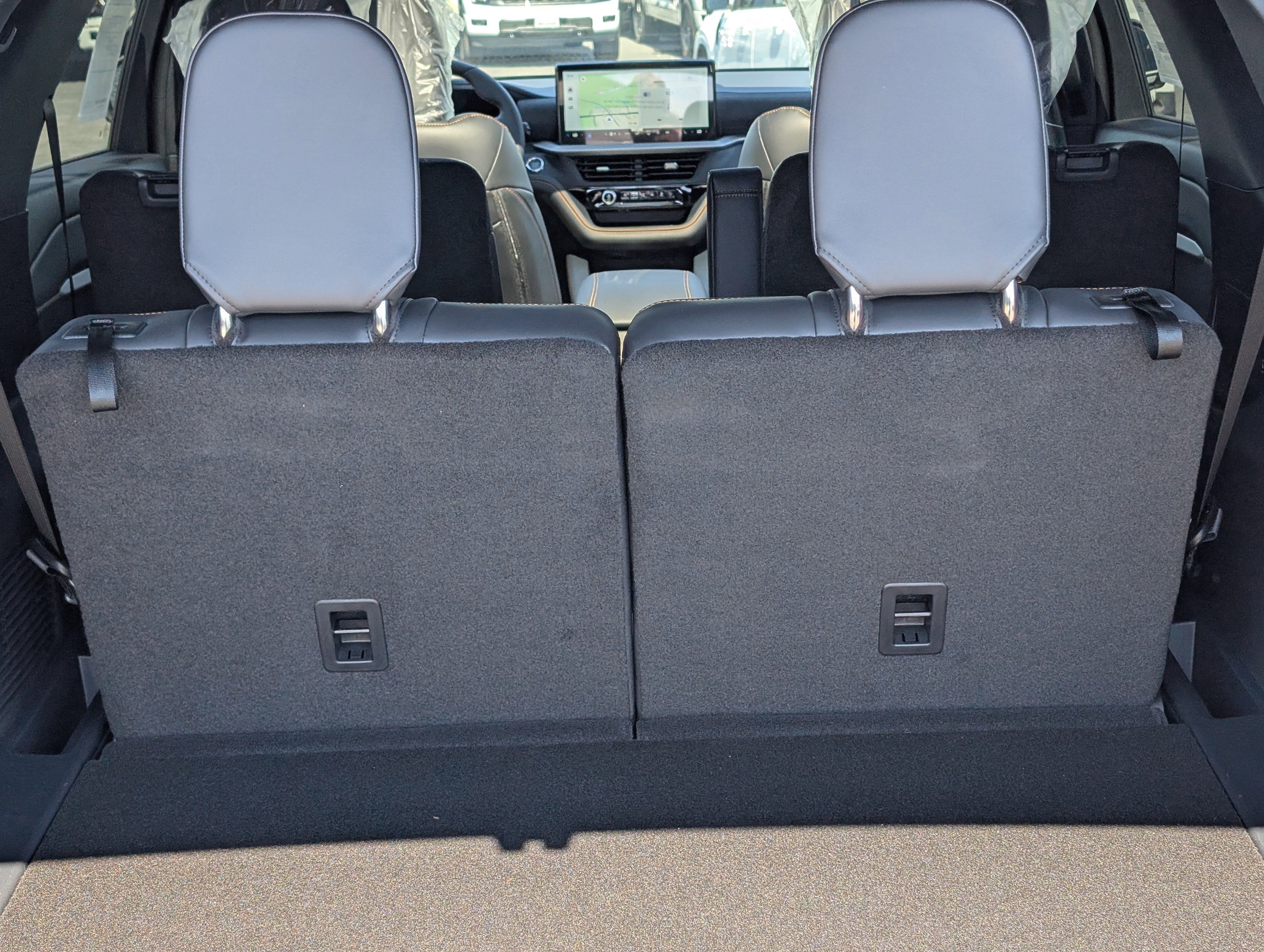 New 2026 Carbonized Gray Metallic FORD Tremor image 11