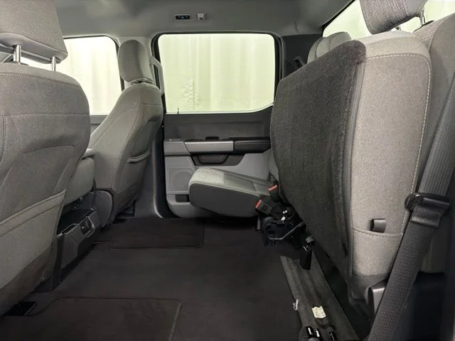 Used 2025 Black Ford XLT image 24