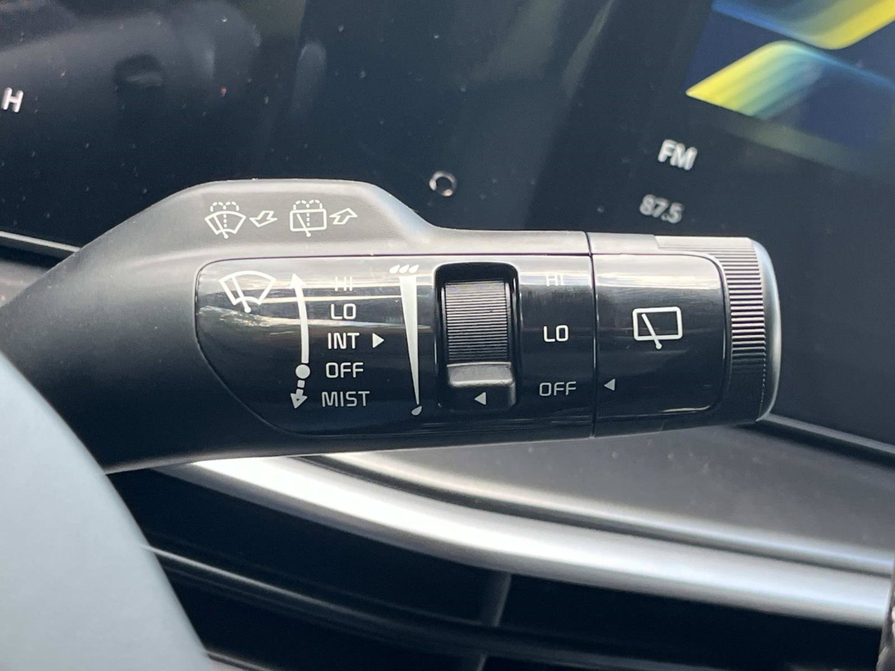 New 2026 Wolf Gray Kia S image 32