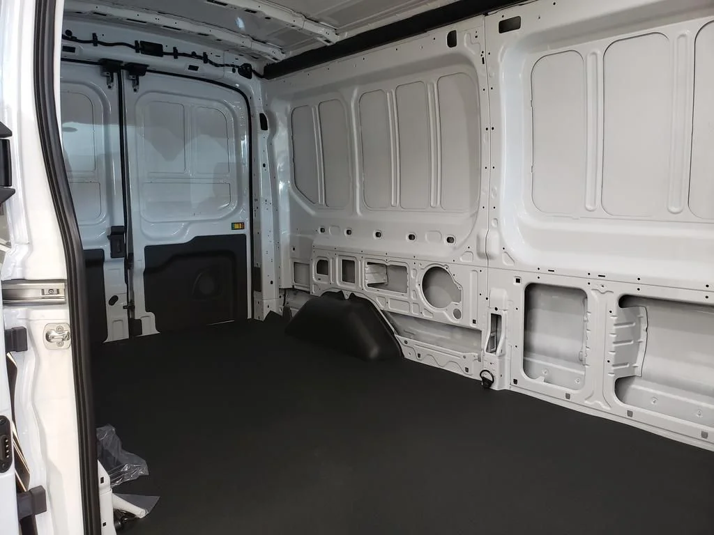 New 2026 Oxford White Ford Cargo Van image 13