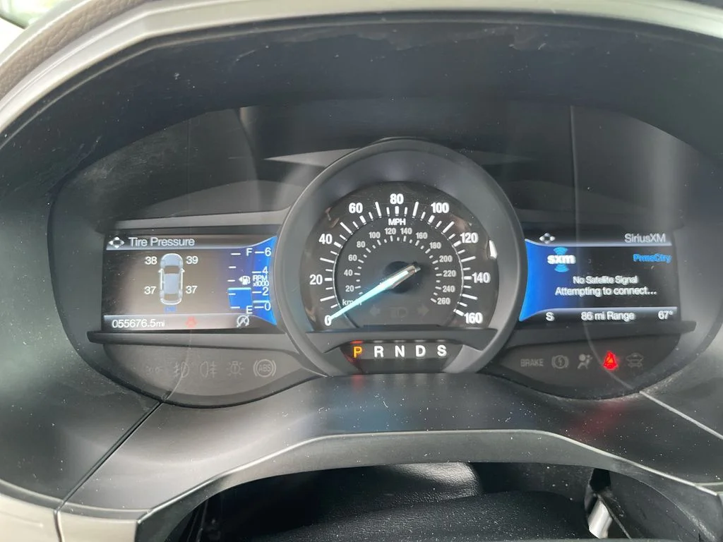 Used 2023 Blue Ford SEL image 15