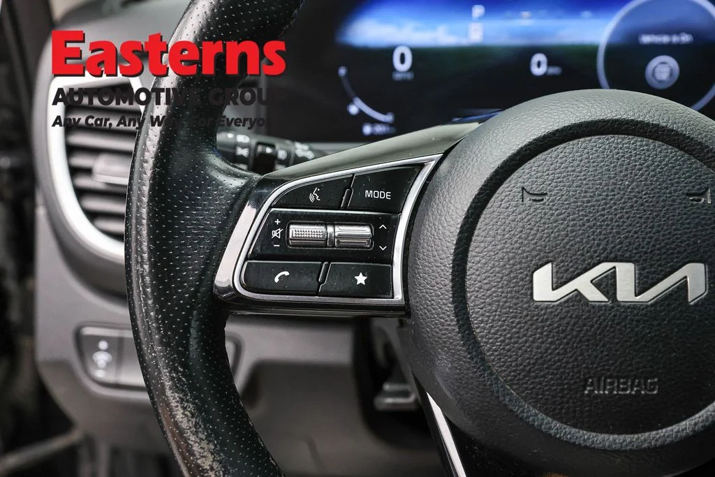Used 2024 Black Kia SX image 15