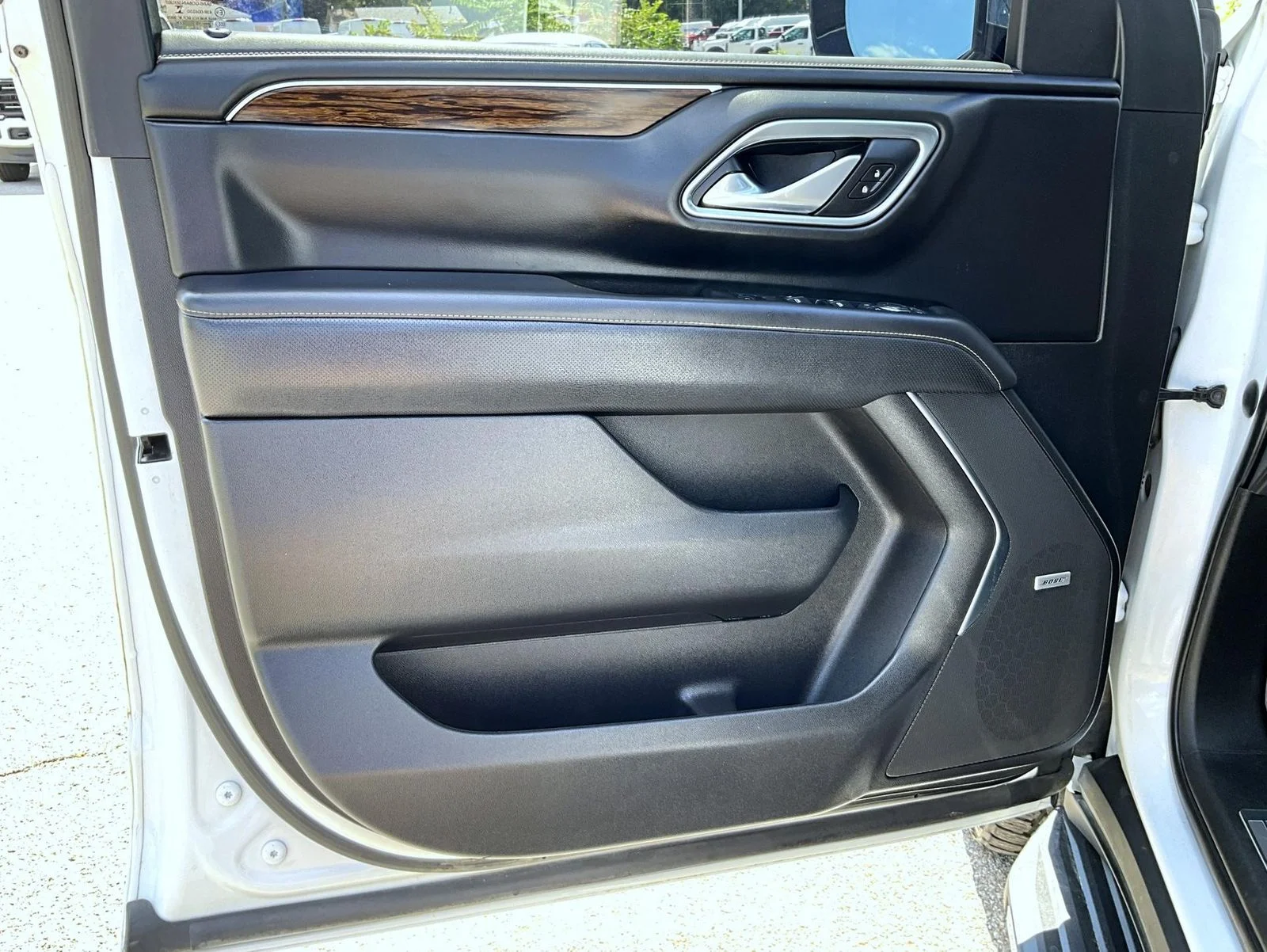 Used 2021 White Chevrolet LT image 11