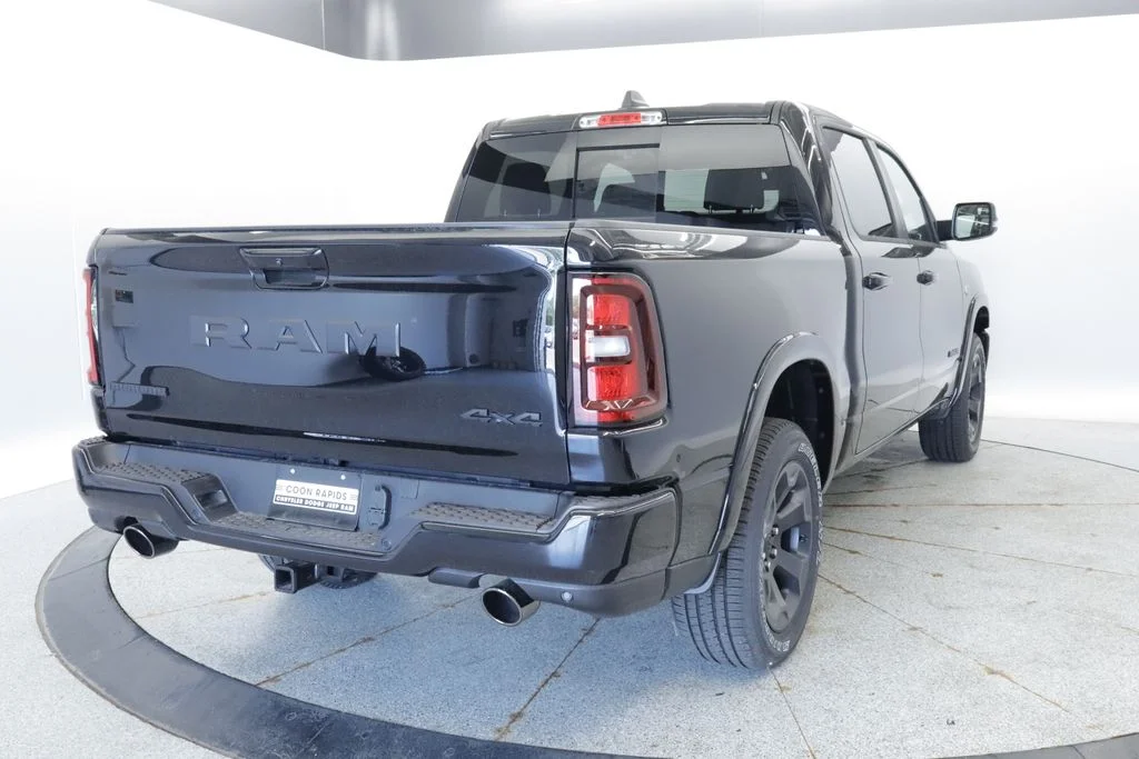 New 2026 Diamond Black Crystal Pearl-Coat Exterior Paint Ram Big Horn/Lone Star image 8