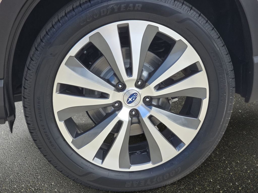 Used 2019 Gray Subaru Limited image 37