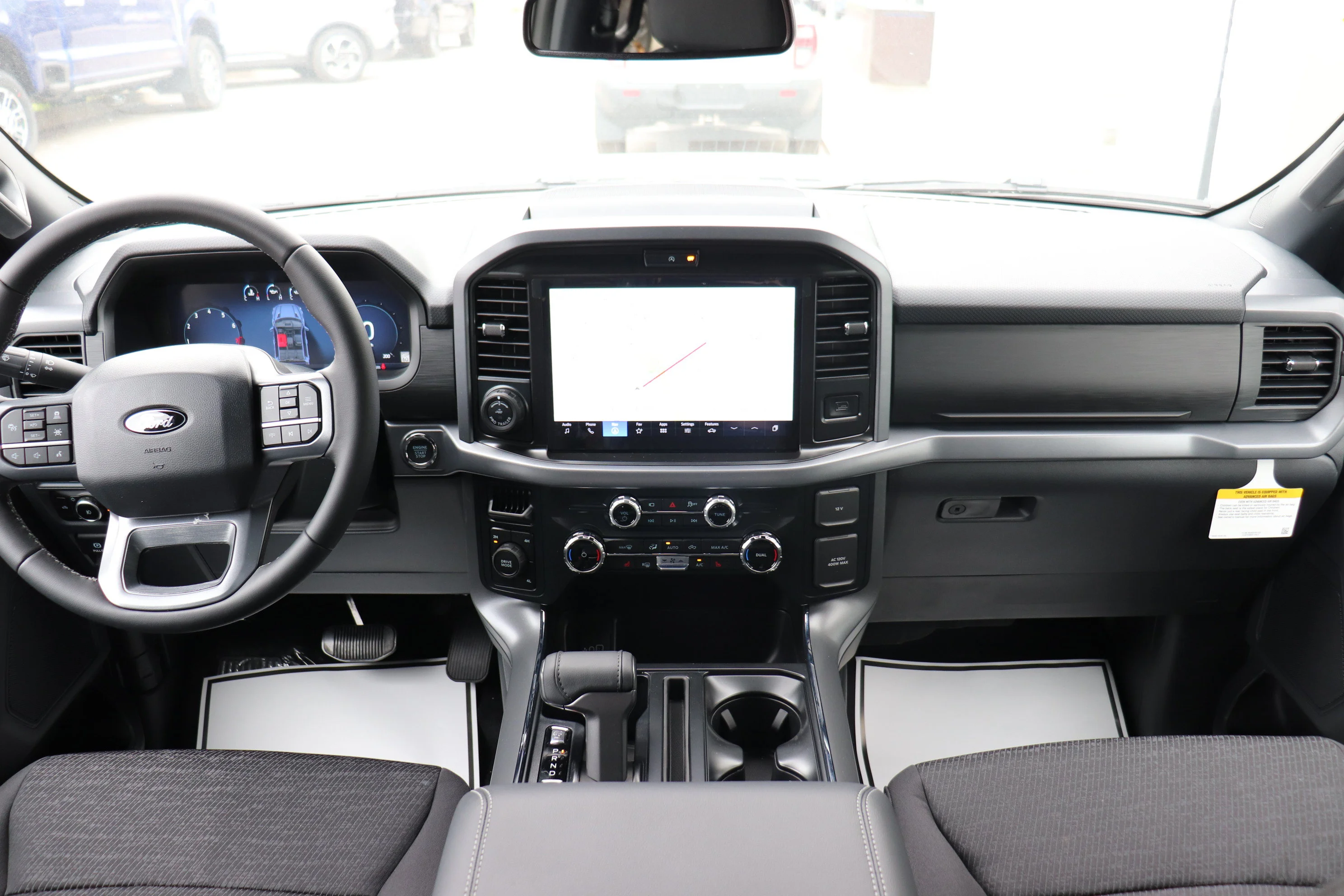 New 2026 OXFORD WHITE Ford XLT image 22