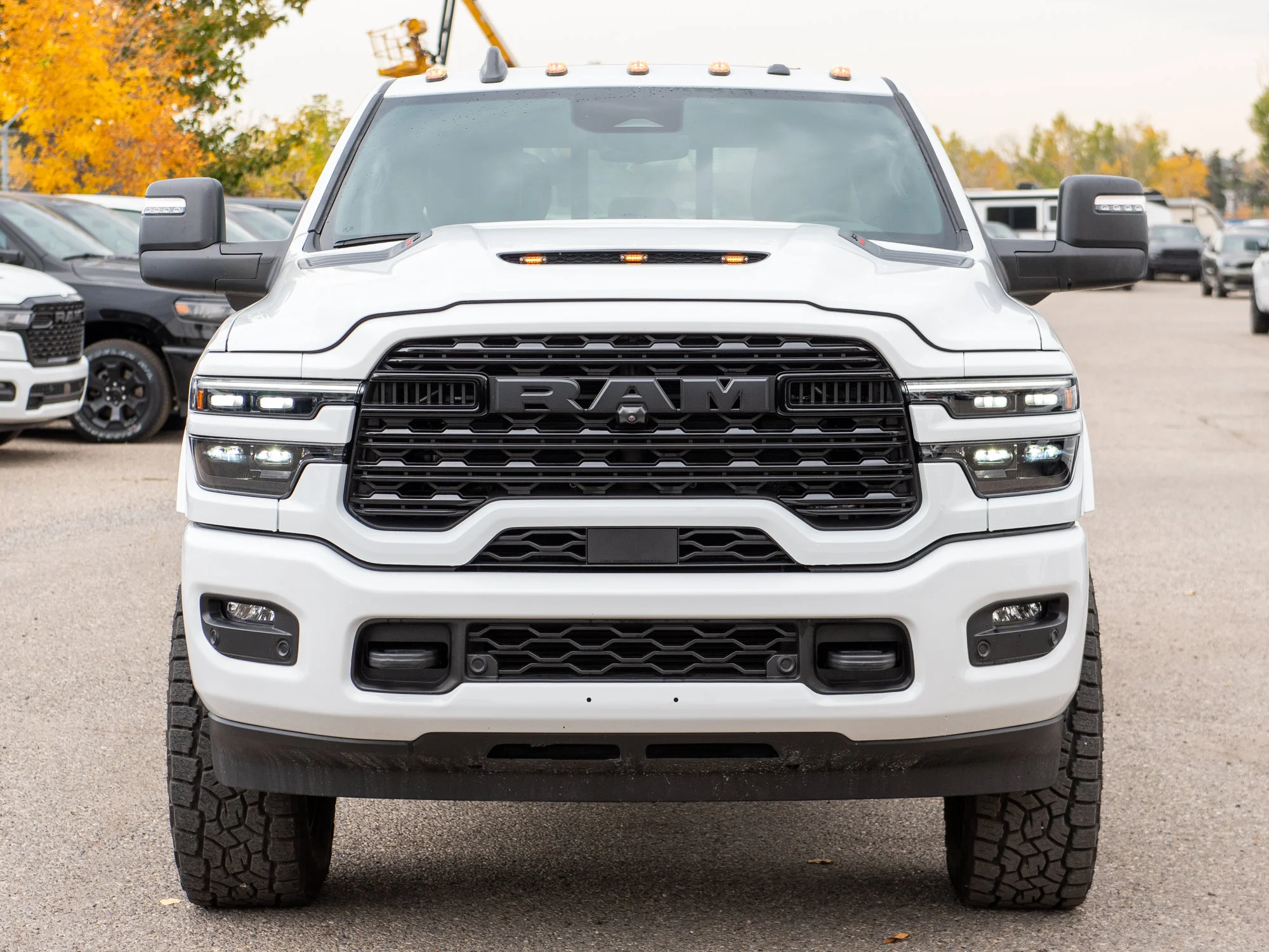 Used 2026 White RAM Limited Night* Crew Cab 4x4, Sunroof, Passenger Screen, Heated/Ventilated Leather image 13