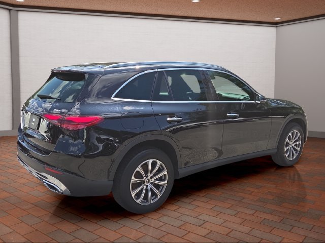 Used 2024 Black Mercedes-Benz GLC 300 image 3