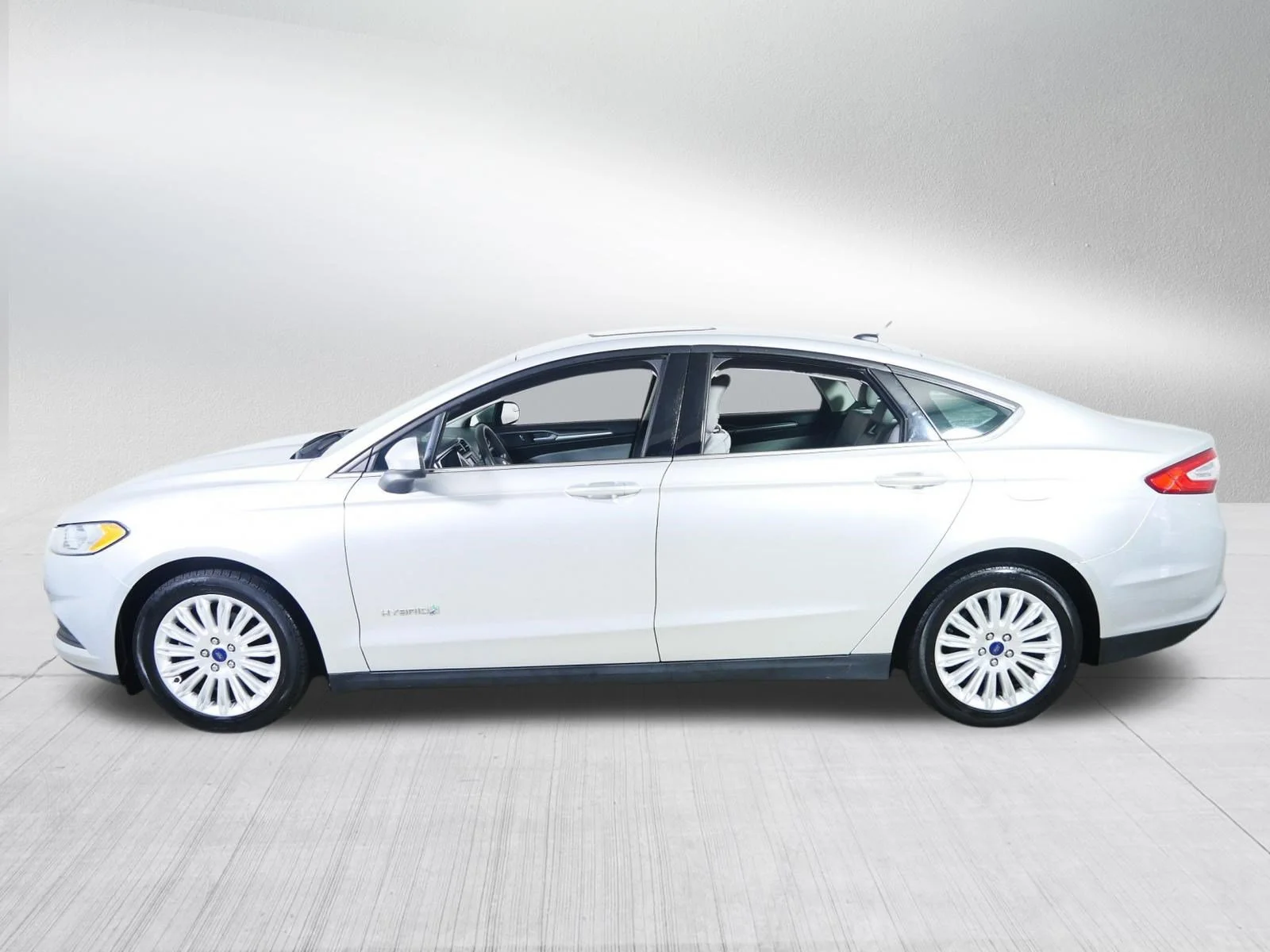 Used 2014 Ingot Silver Metallic Ford S Hybrid image 4