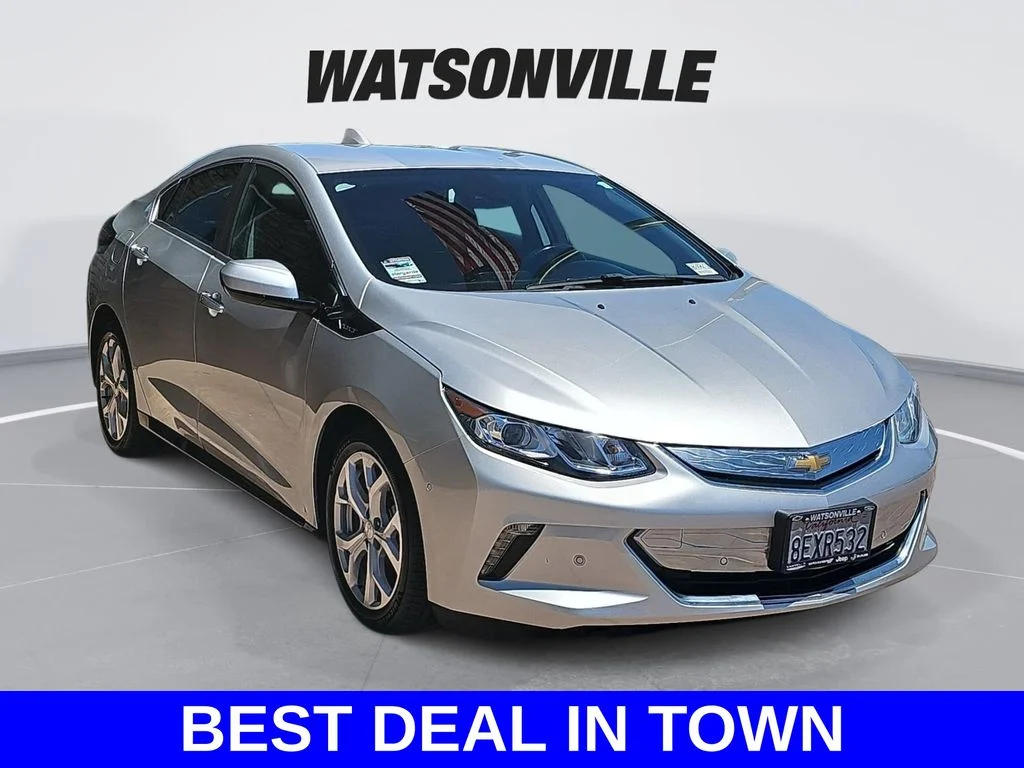 Used 2018 Silver Chevrolet Premier image 1