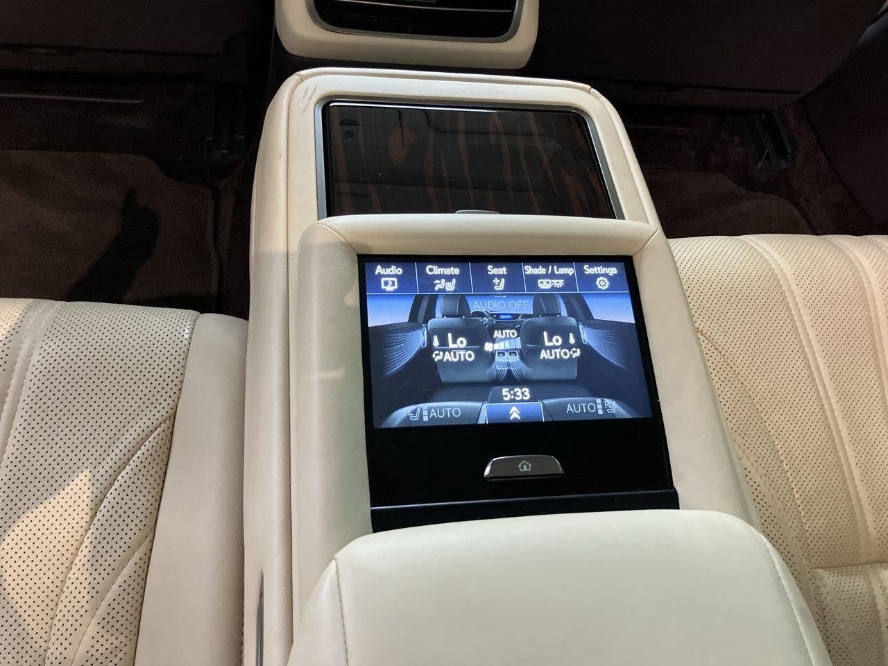 Used 2018 White (Eminent White Pearl) Lexus 500h image 29