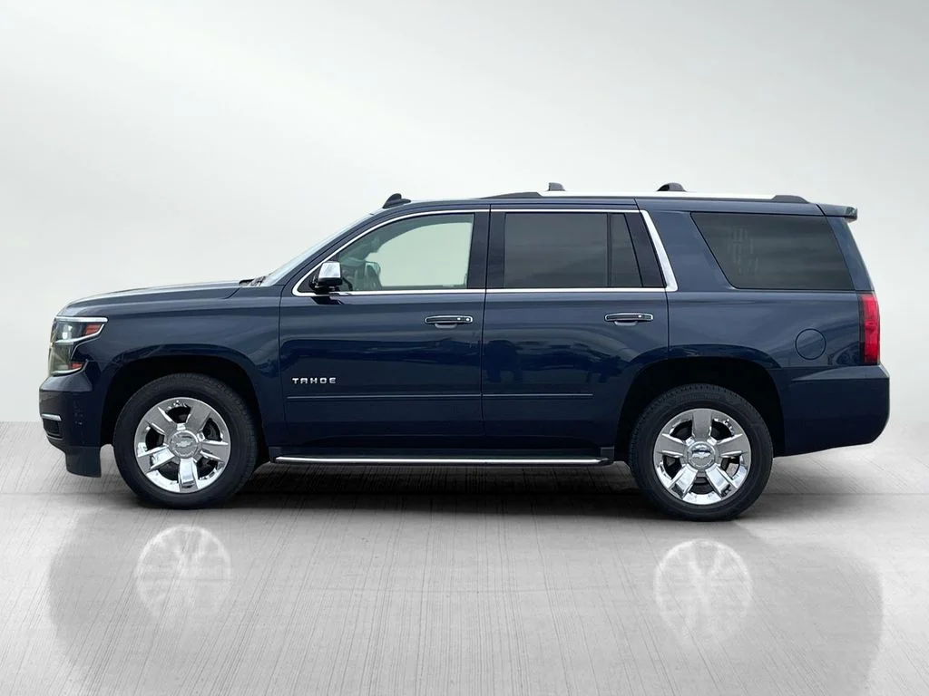Used 2018 Blue Velvet Metallic Chevrolet Premier image 6