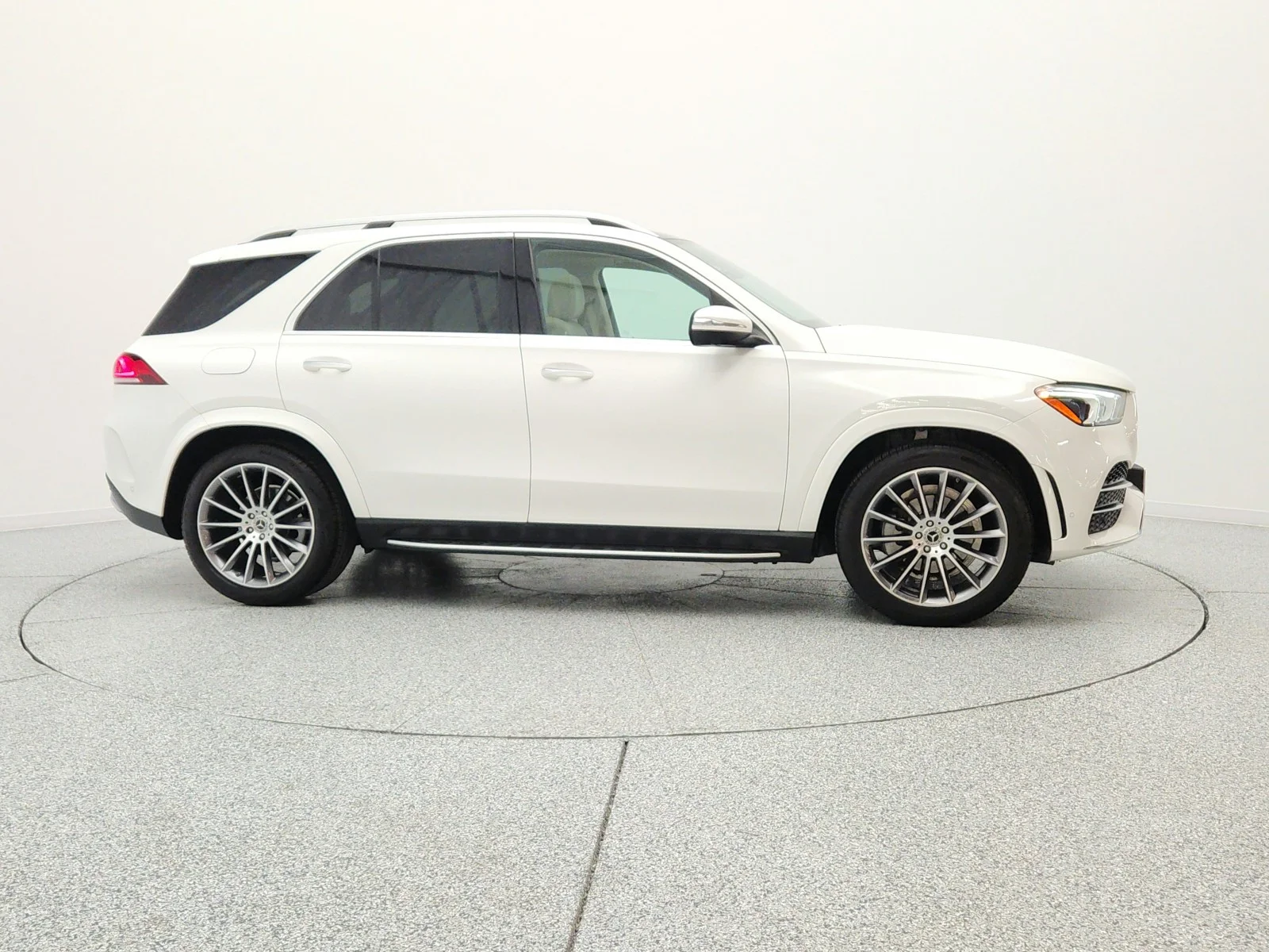 Certified Used 2023 Polar White Mercedes-Benz GLE 350 SUV image 4