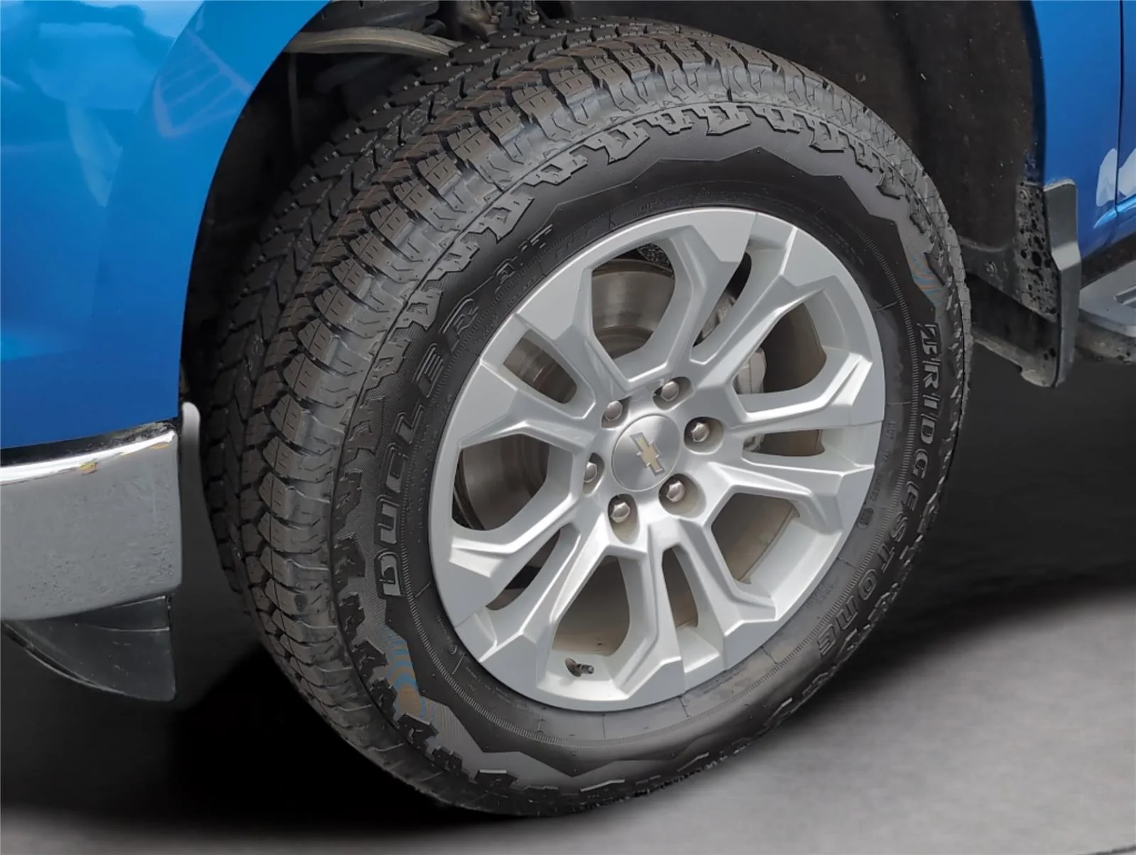 Used 2022 Glacier Blue Metallic Chevrolet LTZ image 37