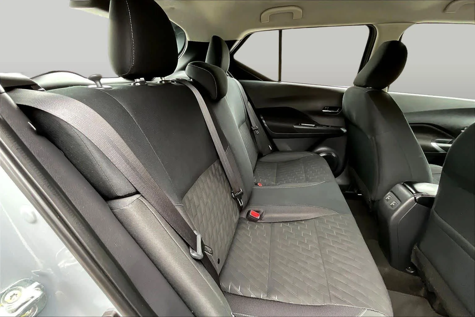 Used 2024 Boulder Gray Pearl Nissan SV image 20