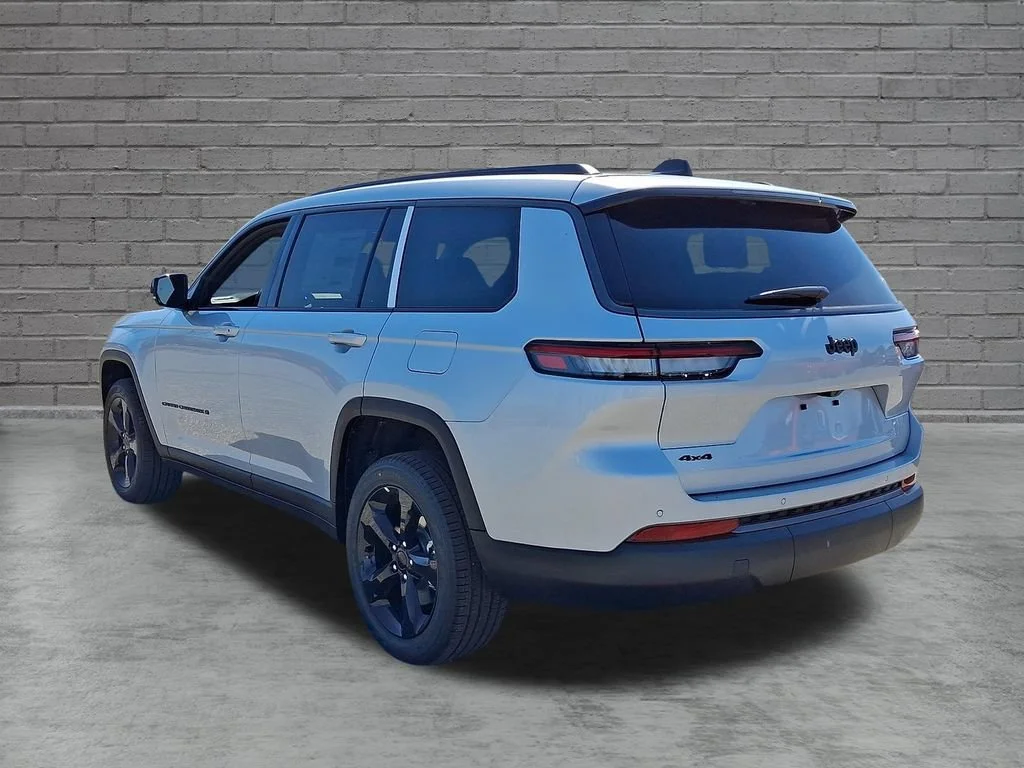 New 2026 Silver Zynith Jeep Limited image 6