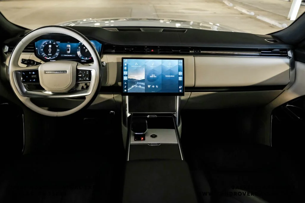 2024 Land Rover Range Rover SE - Photo 16