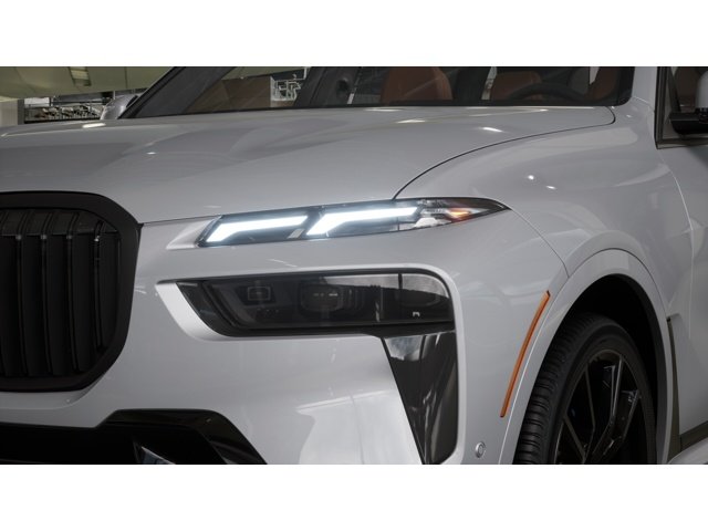 New 2027 Gray BMW X7 40i image 6