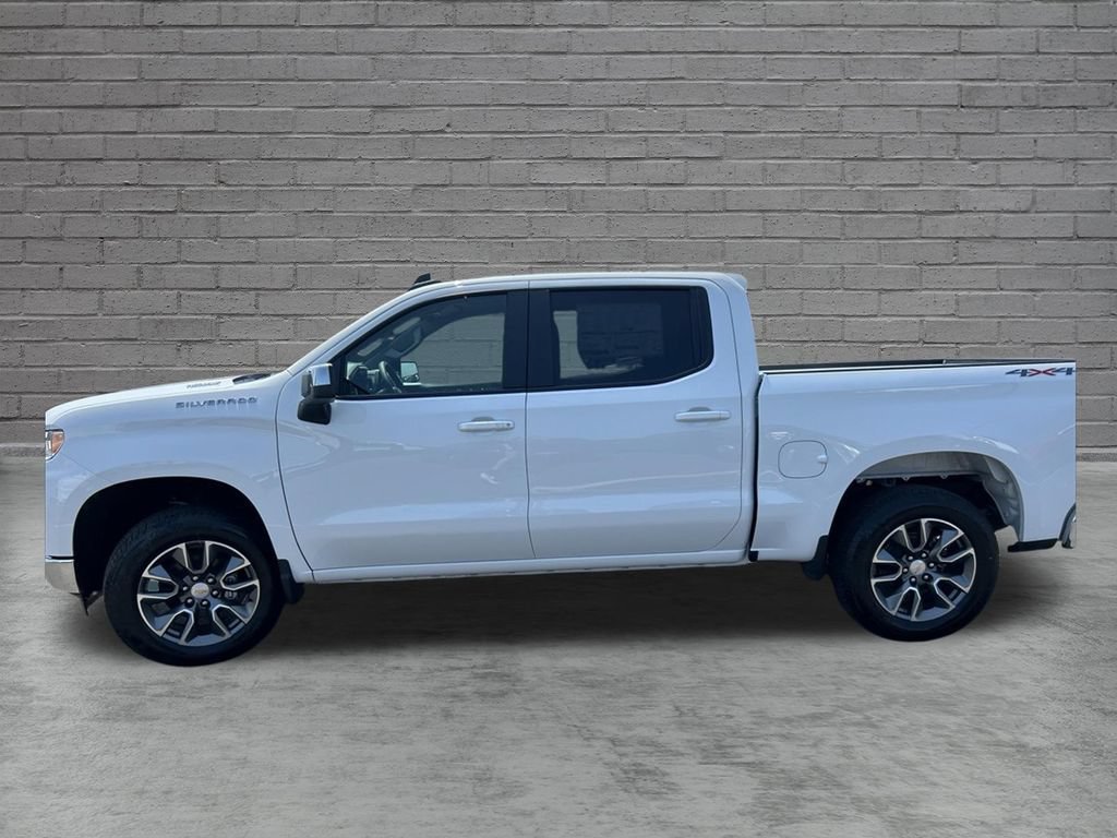 New 2026 Summit White Chevrolet LT (2FL) image 5