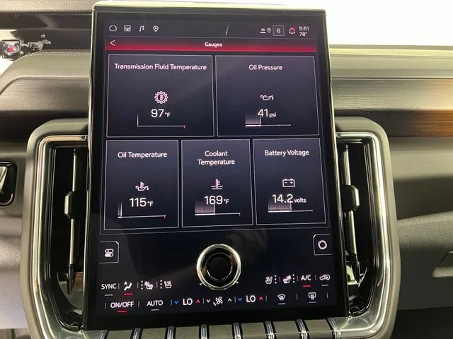 2026 GMC Yukon XL Denali - Photo 25
