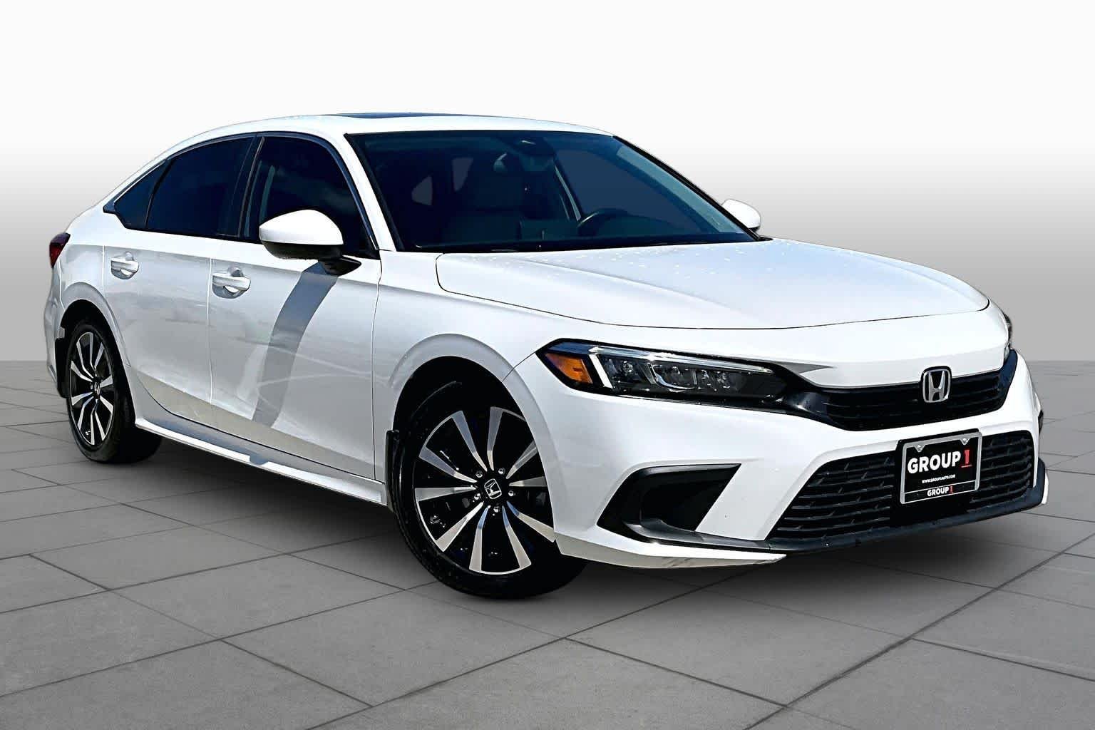 Used 2022 Platinum White Pearl Honda EX image 3