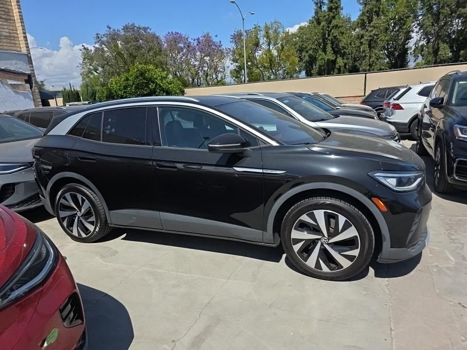 Used 2021 Black Volkswagen Pro S image 2