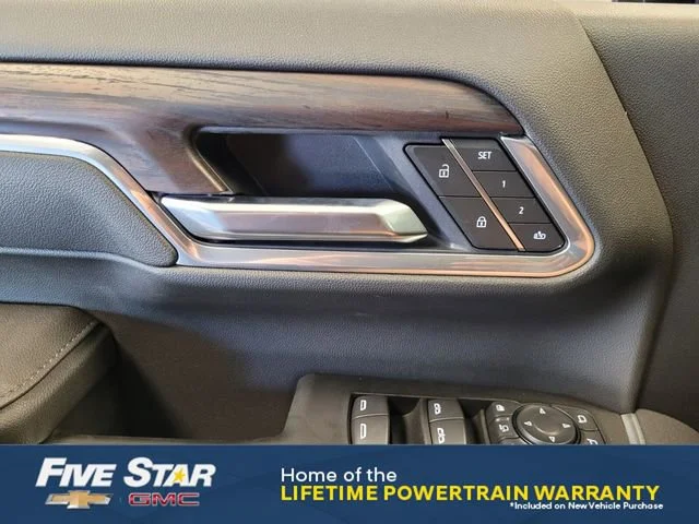 2025 GMC Sierra 2500HD SLT - Photo 26