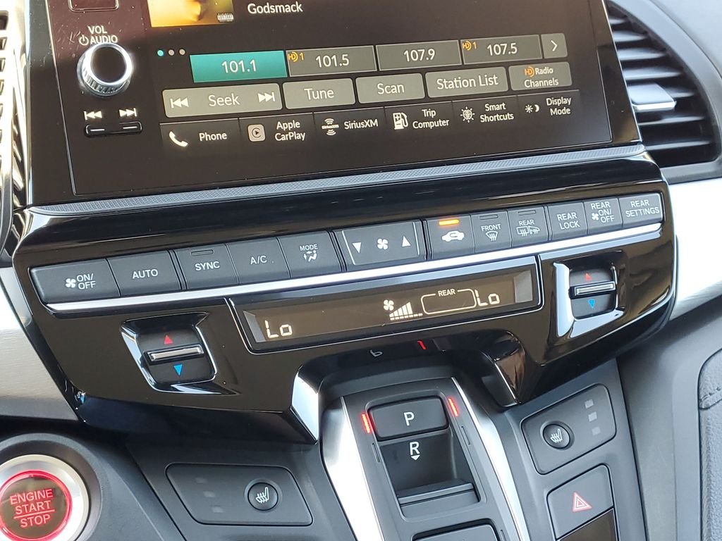 2025 Honda Odyssey EX-L - Photo 28