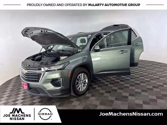 Used 2023 Green Chevrolet LT image 13
