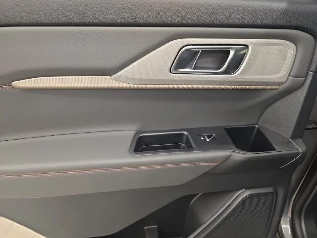 New 2026 Carbonized Gray Metallic Ford Active image 22