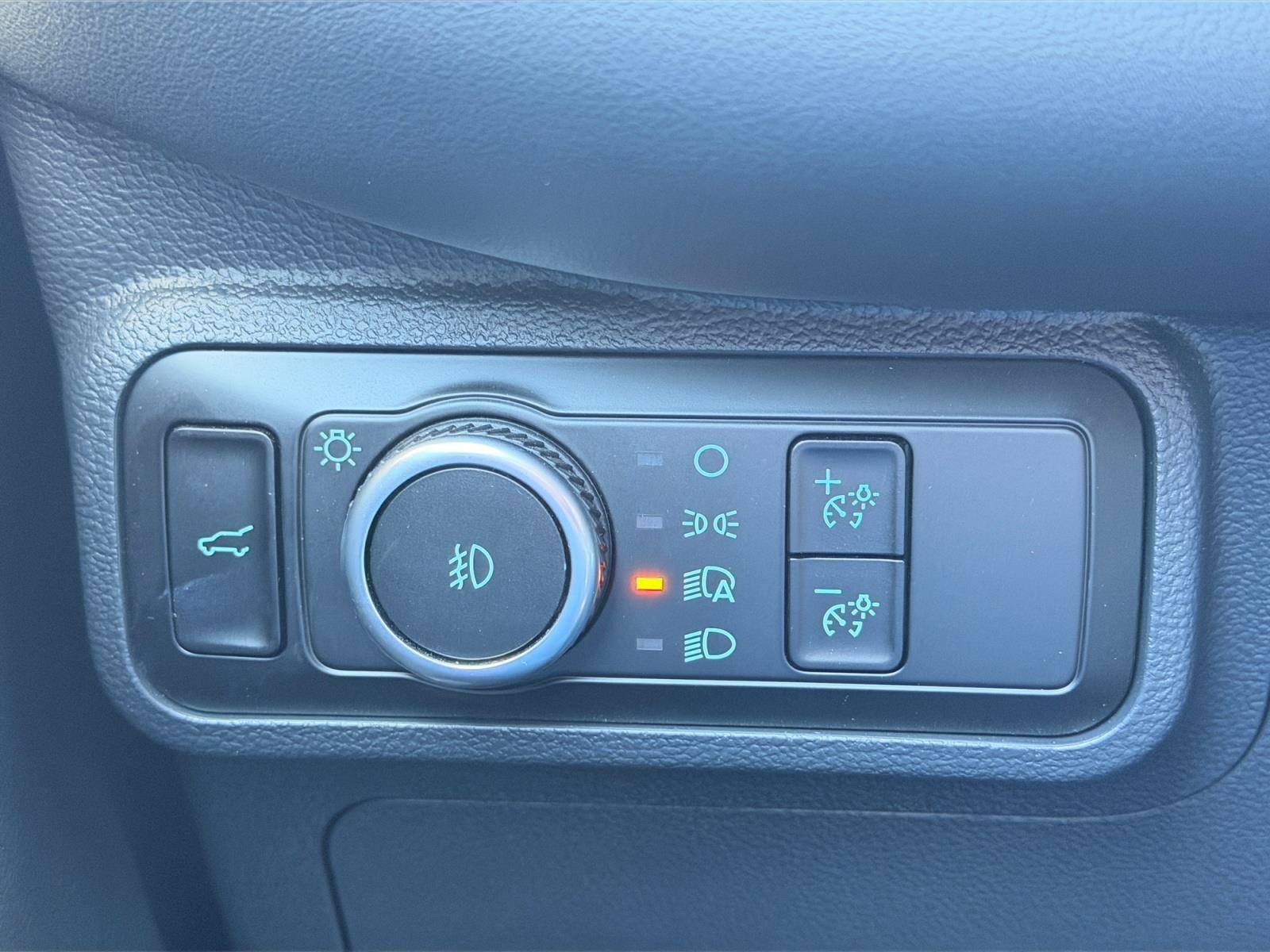 2026 Ford Explorer ST-Line - Photo 18