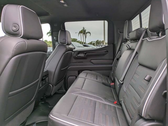 2026 GMC Sierra 1500 AT4X - Photo 17