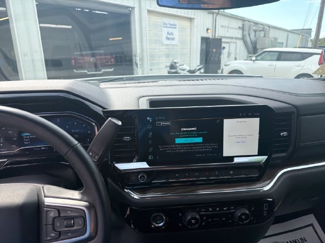 Used 2024 White Chevrolet LT image 21