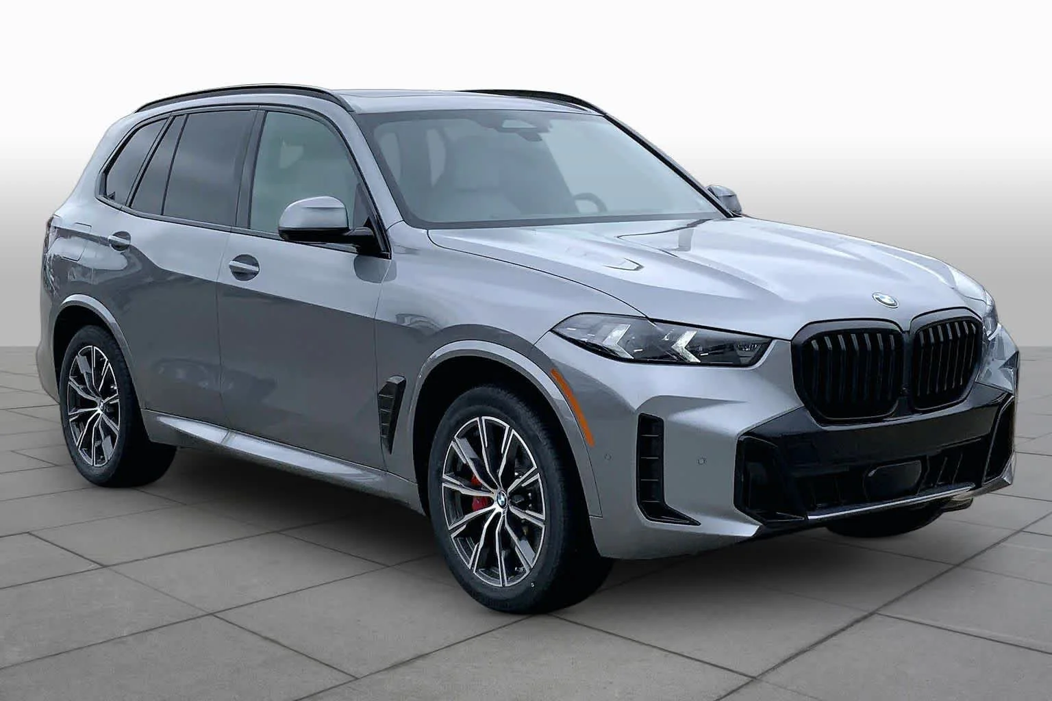 New 2026 Skyscraper Grey Metallic BMW xDrive40i image 2