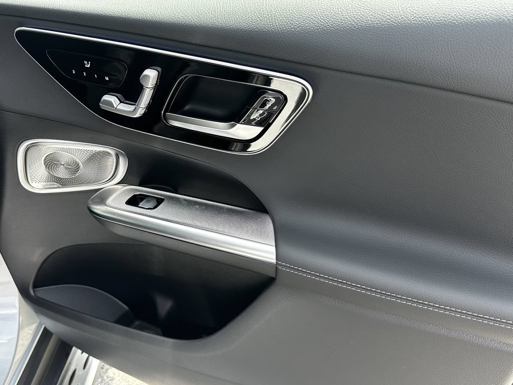 New 2026 Cirrus Silver Metallic Mercedes-Benz GLC 300 image 52