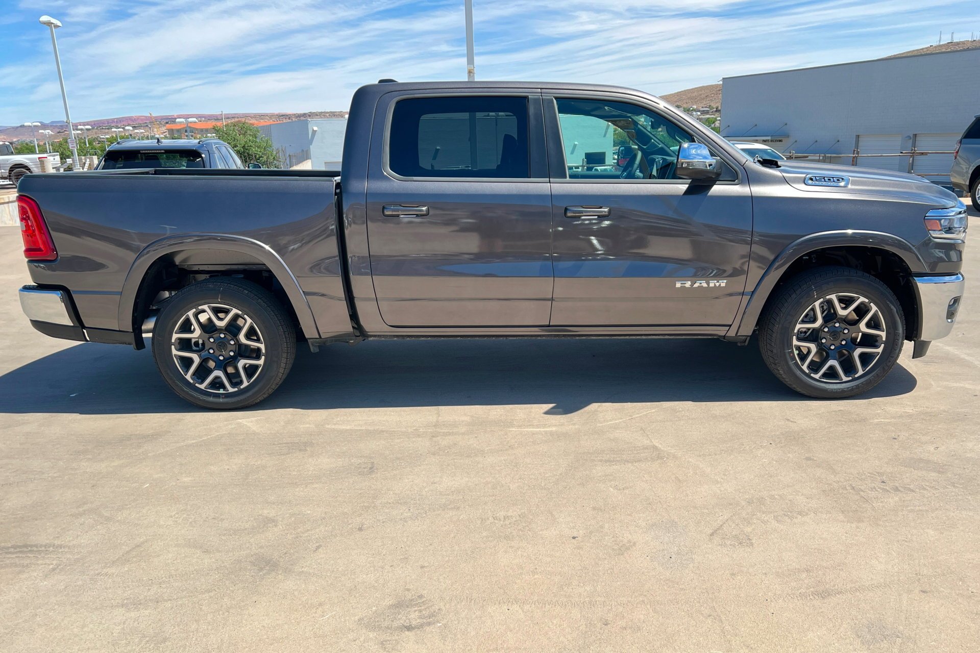 New 2026 Granite Crystal Metallic Clear-Coat Exterior Paint RAM Laramie image 7