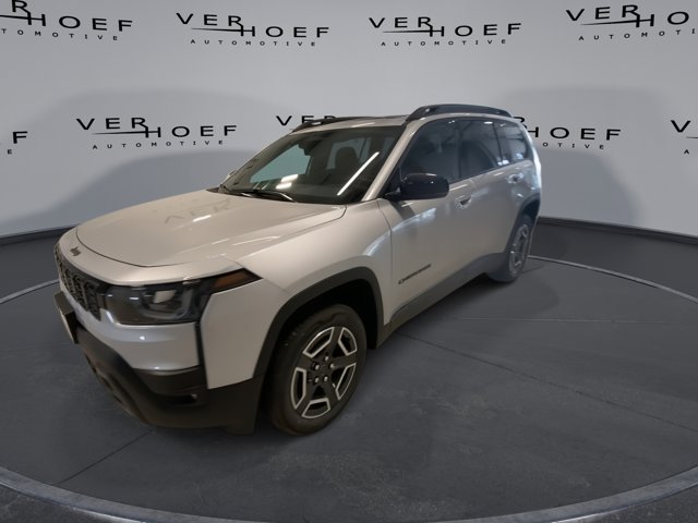 New 2026 Silver Zynith Clear-Coat Exterior Paint Jeep Limited image 4