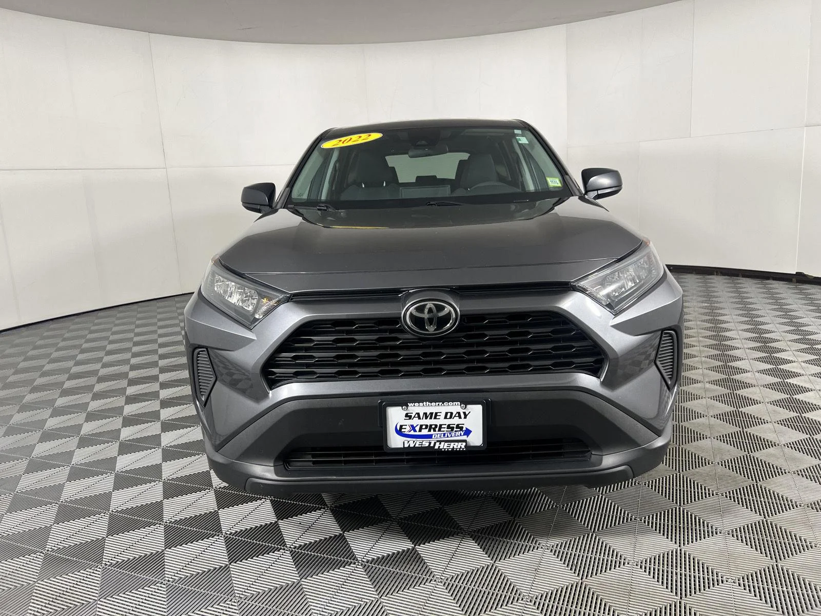 Used 2022 Magnetic Gray Metallic Toyota LE image 17