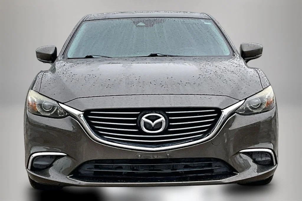 Used 2017 Silver Mazda Touring image 3