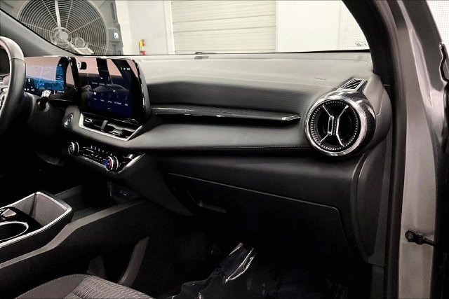 Used 2025 Sterling Gray Metallic Chevrolet LT image 19
